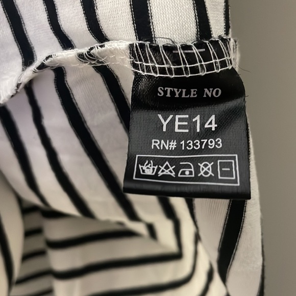 NWOT • POL BLACK & WHITE STRIPE BABYDOLL HEM TOP - Picture 6 of 6
